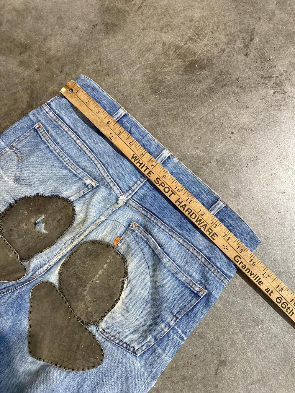 W31 Vintage 70s Levis custom patched hippie bellbottoms - Picture 9 of 14